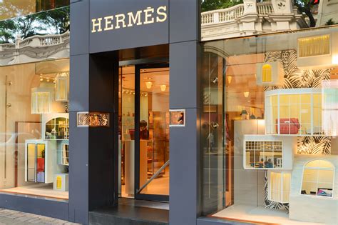 what department stores sell hermes.